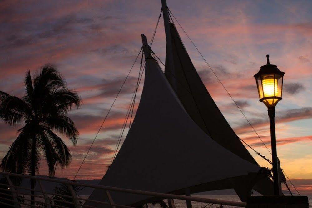 Casa Louisa Hotel Puerto Vallarta Ngoại thất bức ảnh